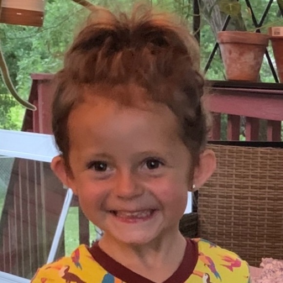 Meet your Posher, Danielle - Picture 5 of 12